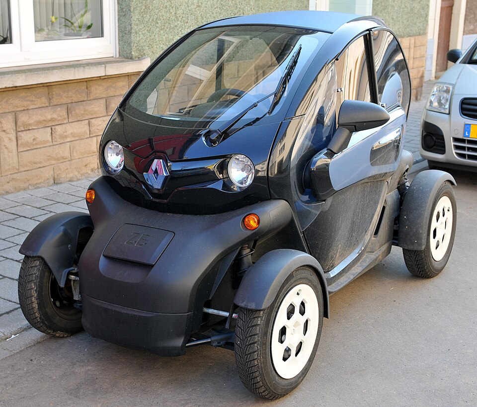 RENAULT TWIZY car — UK survivor photo