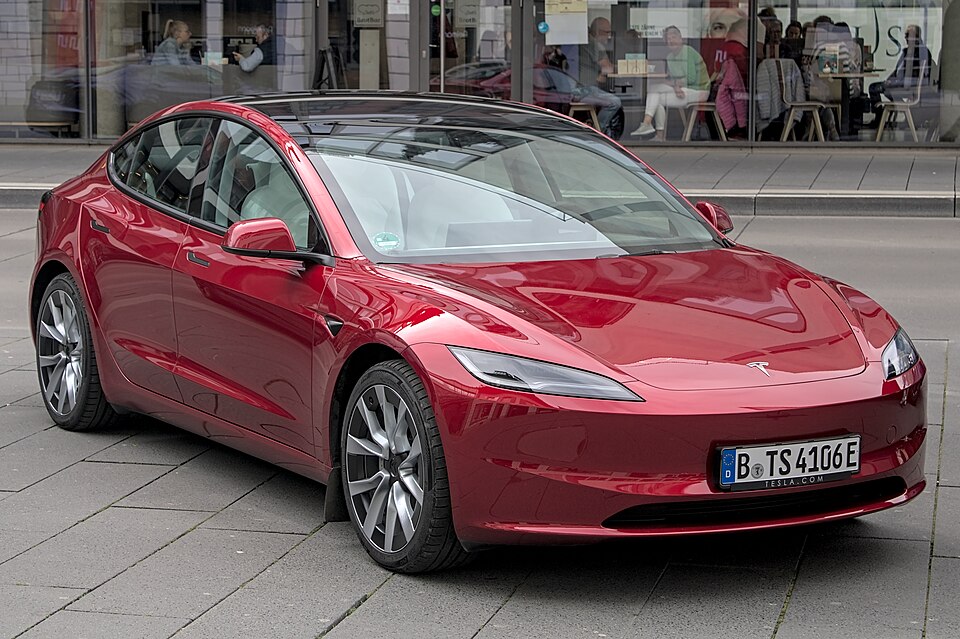 TESLA MODEL 3 car — UK survivor photo