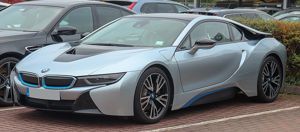 BMW I8 car — UK survivor photo