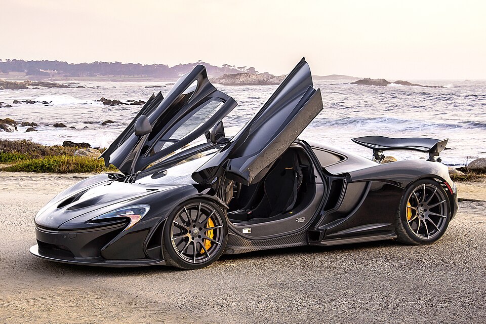 MCLAREN P1 car — UK survivor photo