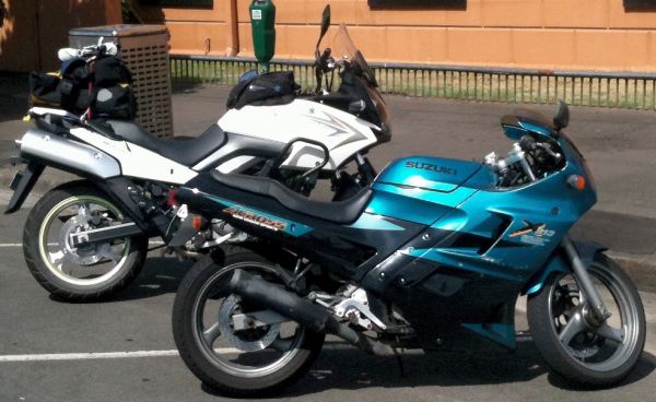 SUZUKI ACROSS car — UK survivor photo
