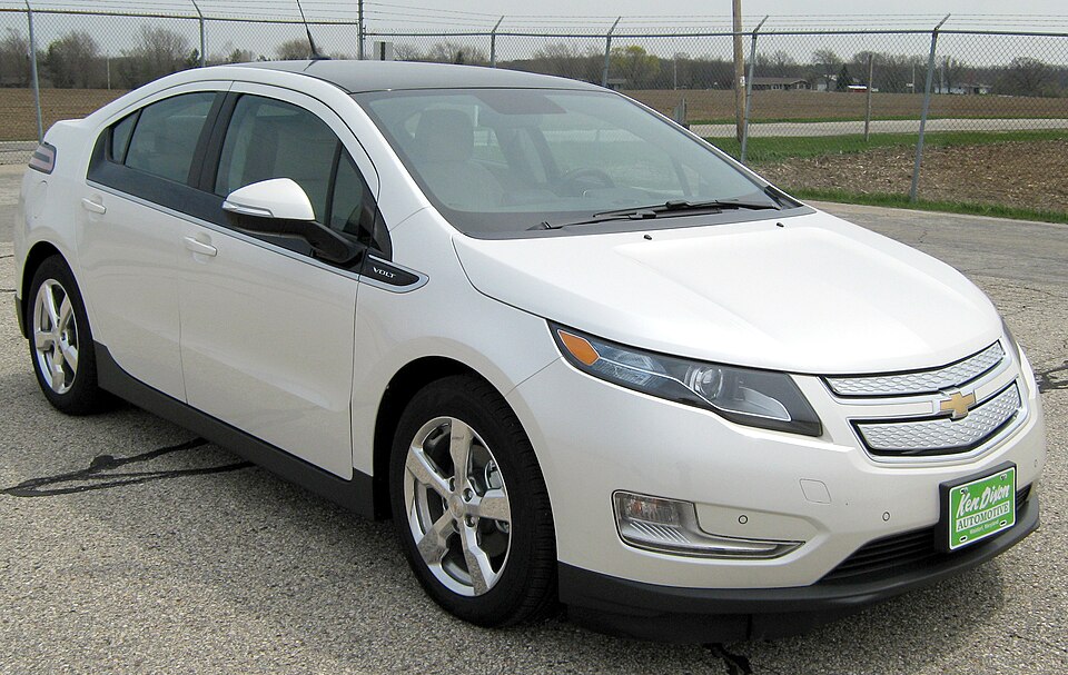 CHEVROLET VOLT car — UK survivor photo