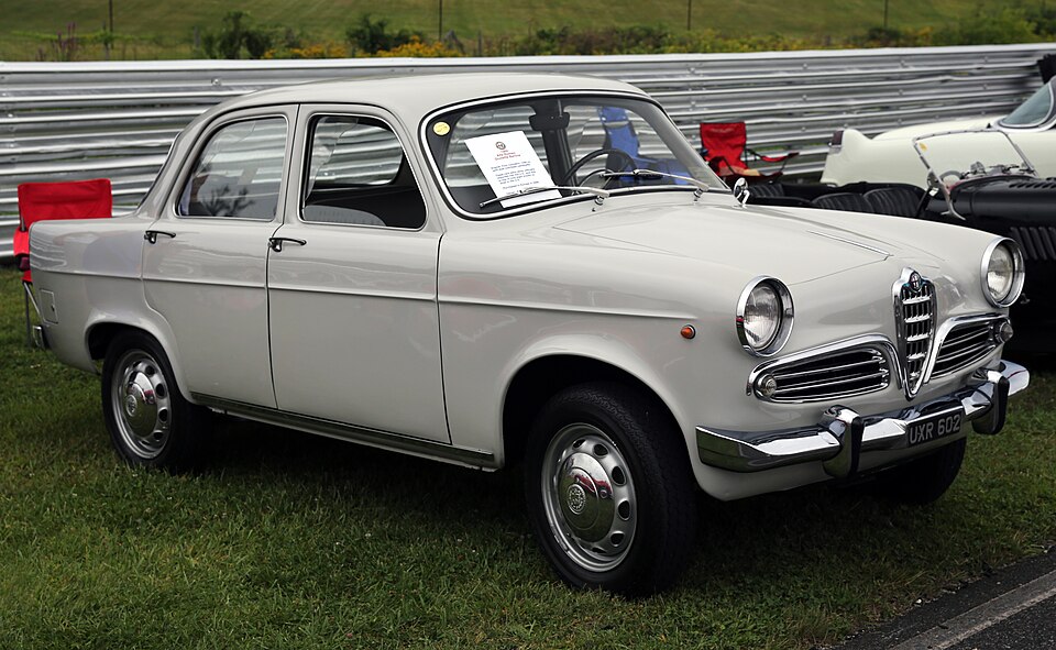 ALFA ROMEO GIULIETTA car — UK survivor photo
