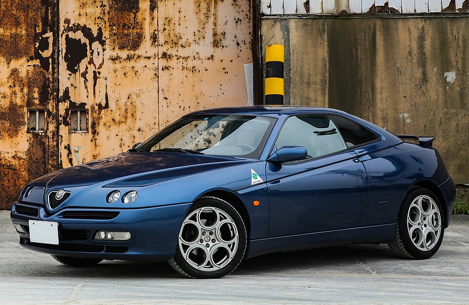 ALFA ROMEO GTV car — UK survivor photo