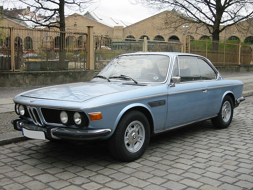 BMW 2800 car — UK survivor photo