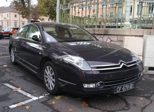 CITROEN C6 car — UK survivor photo