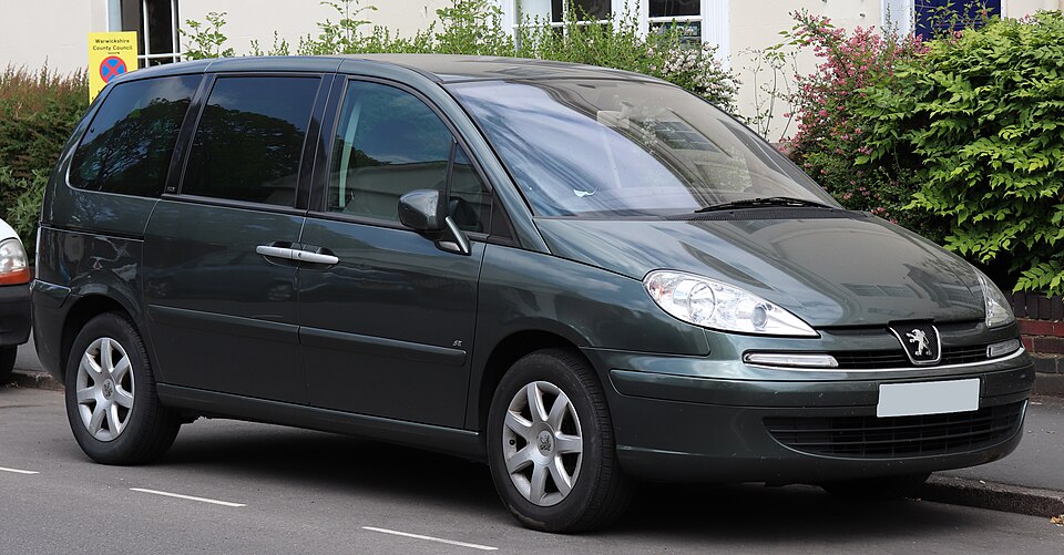 CITROEN C8 car — UK survivor photo
