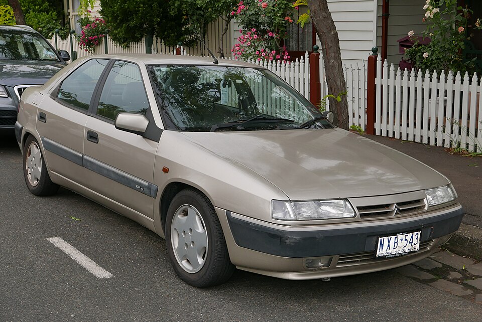 CITROEN XANTIA car — UK survivor photo