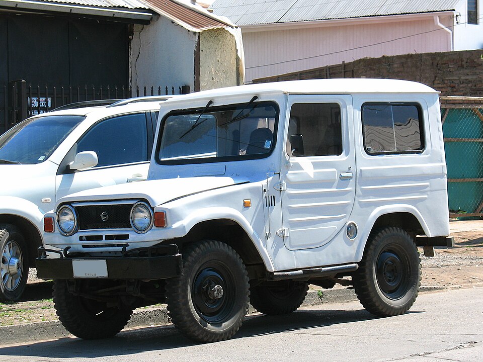 DAIHATSU F50 car — UK survivor photo