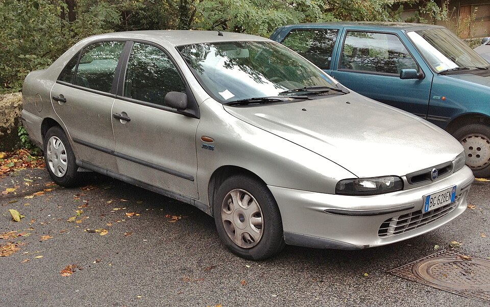 FIAT MAREA car — UK survivor photo