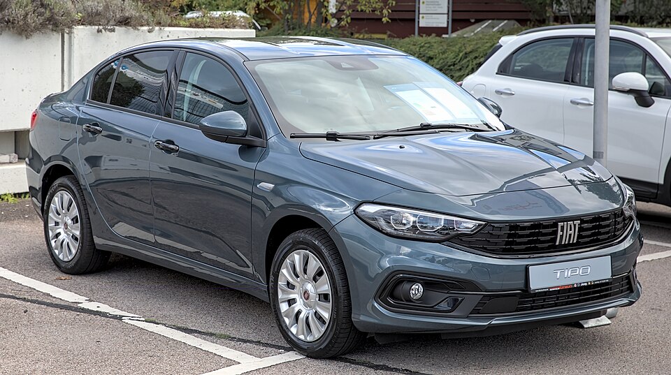 FIAT TIPO car — UK survivor photo