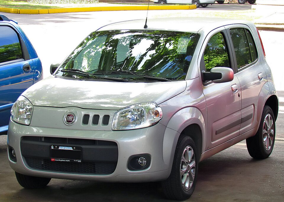 FIAT UNO car — UK survivor photo