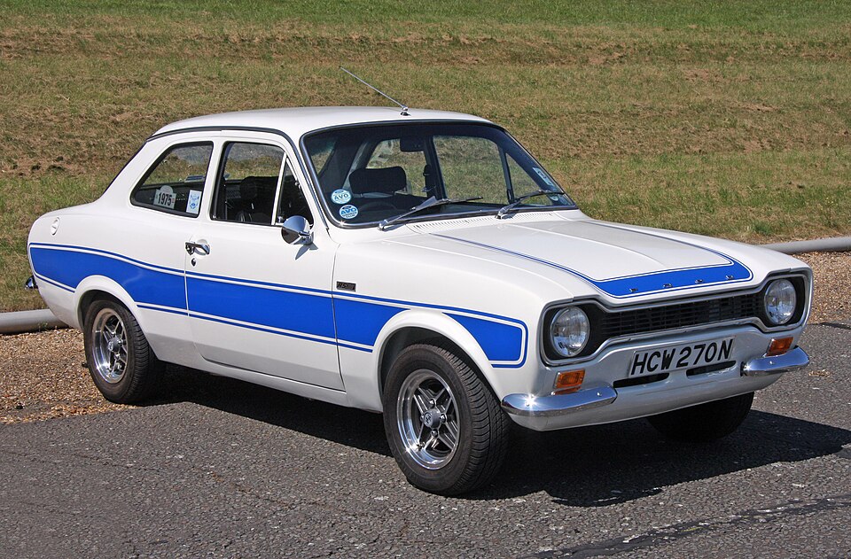 FORD ESCORT car — UK survivor photo