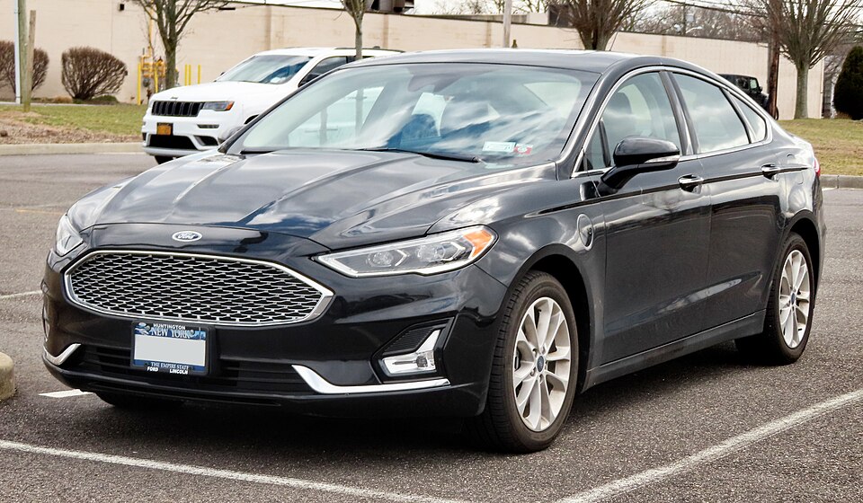 FORD FUSION car — UK survivor photo