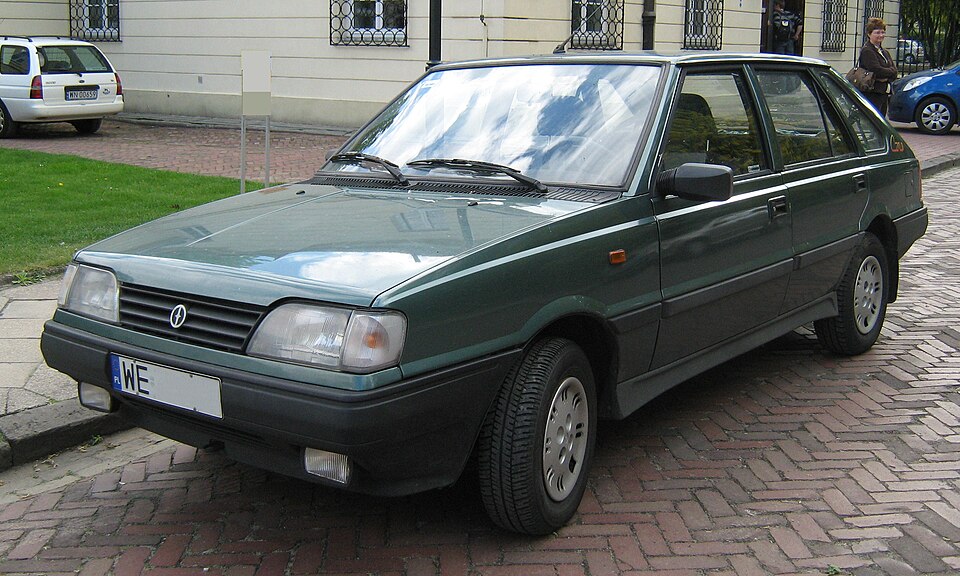 FSO CARS CARO car — UK survivor photo