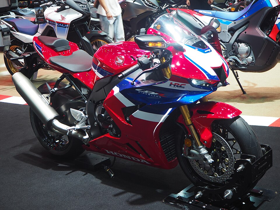 HONDA CBR car — UK survivor photo