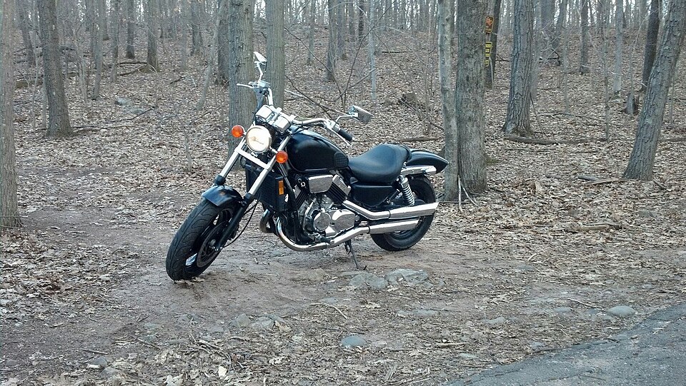 HONDA VF750C car — UK survivor photo