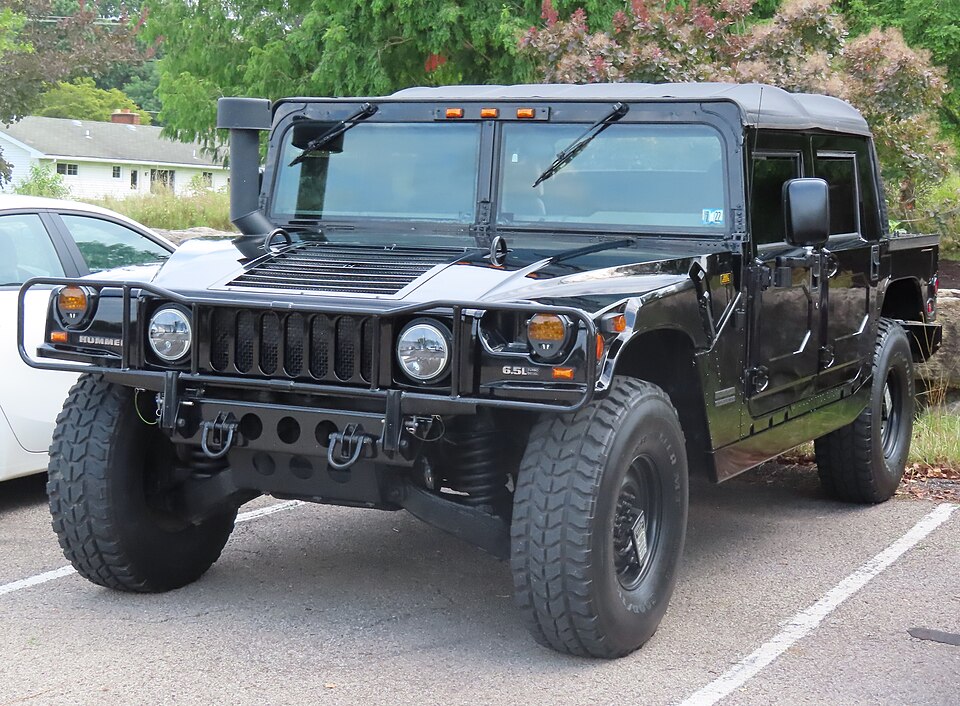 HUMMER H1 car — UK survivor photo