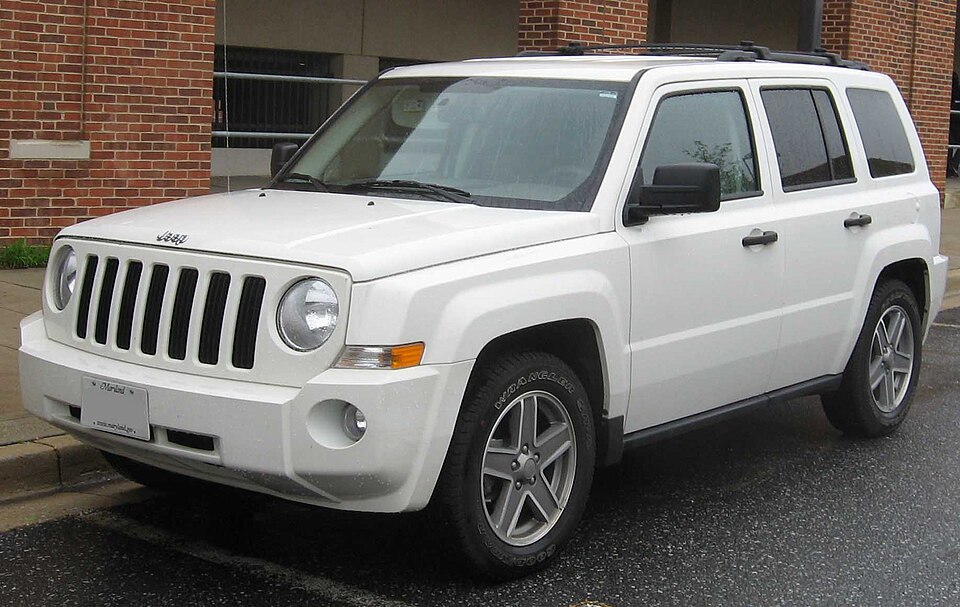 JEEP PATRIOT car — UK survivor photo