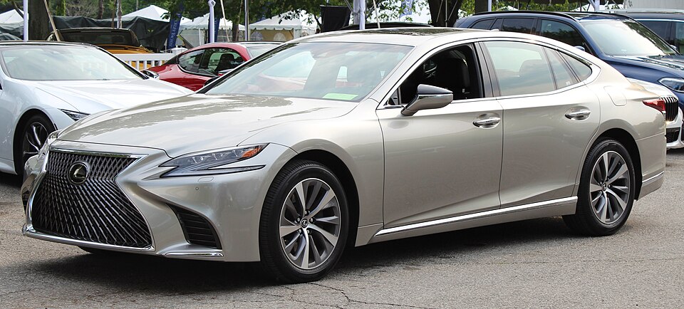 LEXUS LS 400 car — UK survivor photo