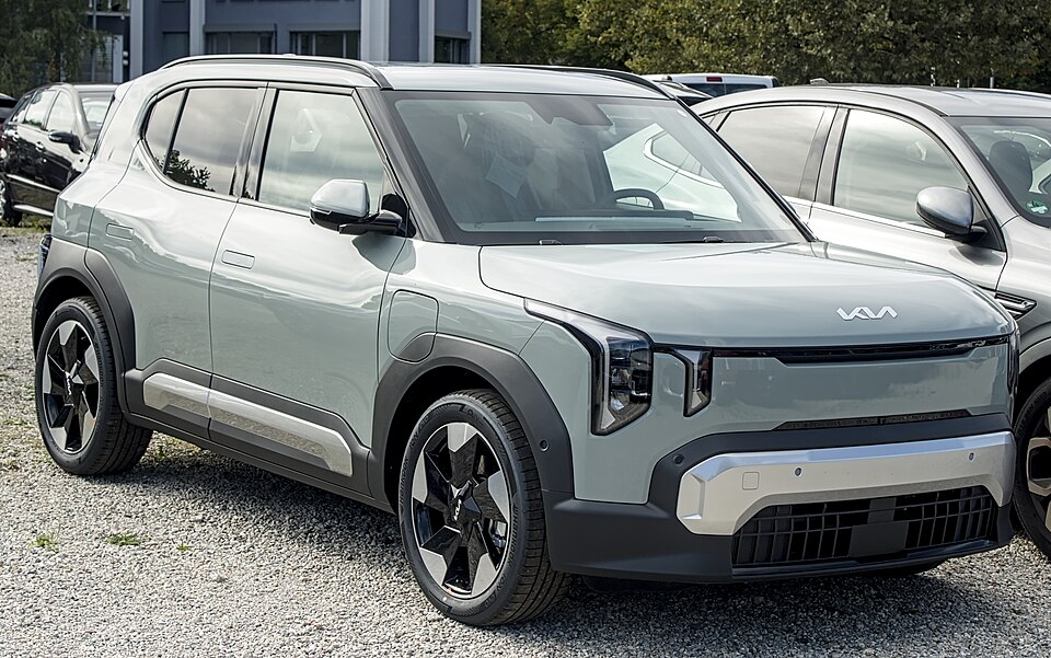 KIA EV2 car — UK survivor photo