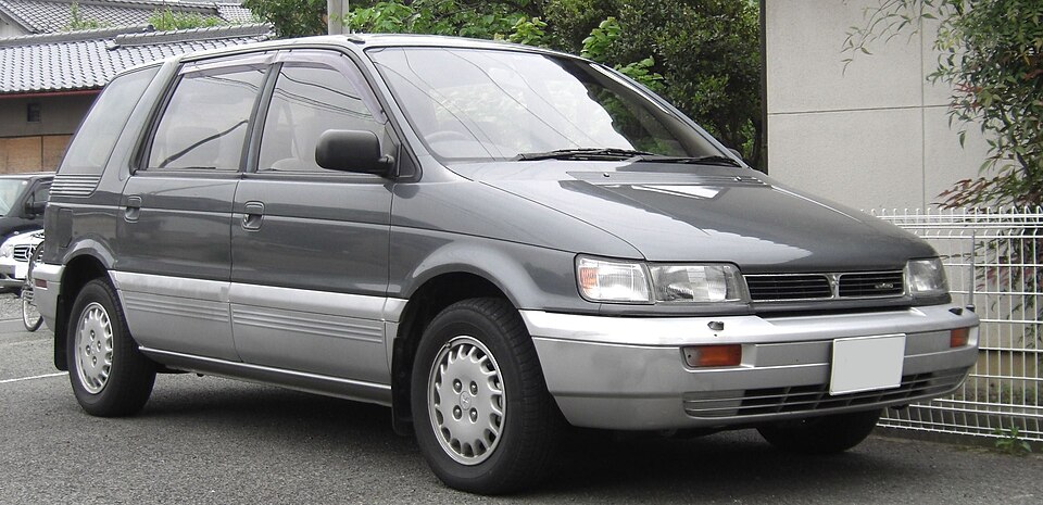 MITSUBISHI CHARIOT car — UK survivor photo