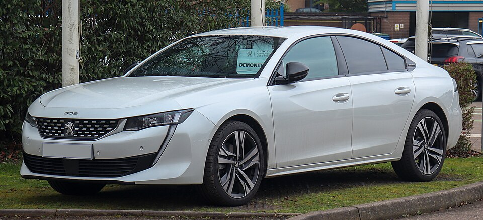 PEUGEOT 508 car — UK survivor photo