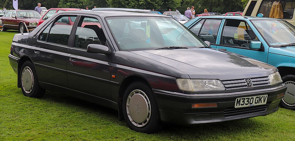 PEUGEOT 605 car — UK survivor photo
