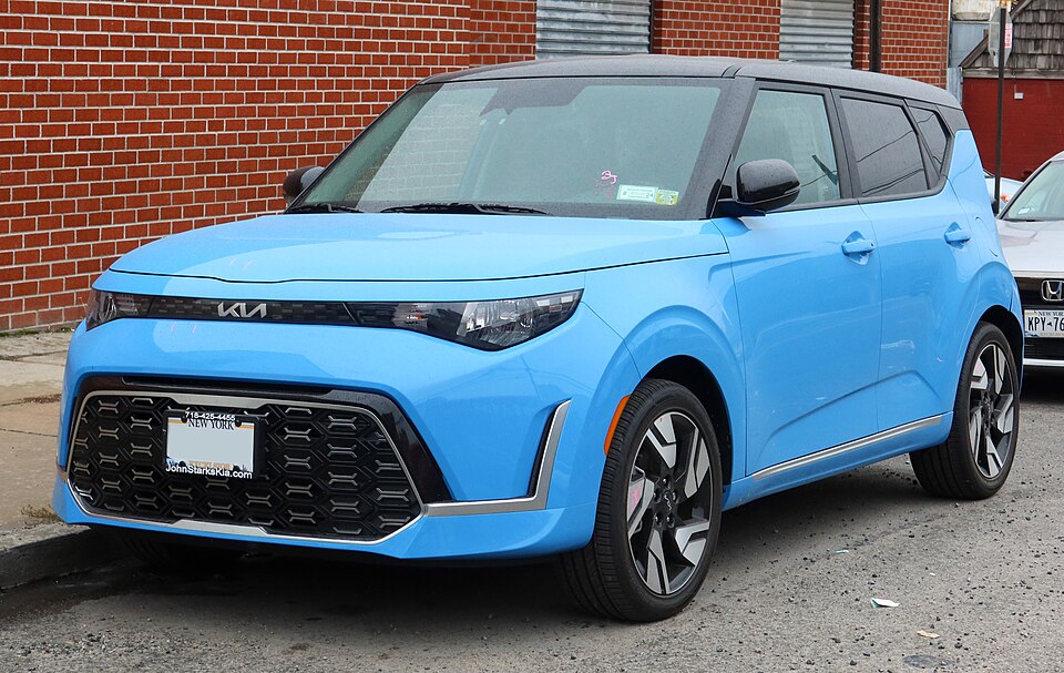 KIA SOUL car — UK survivor photo