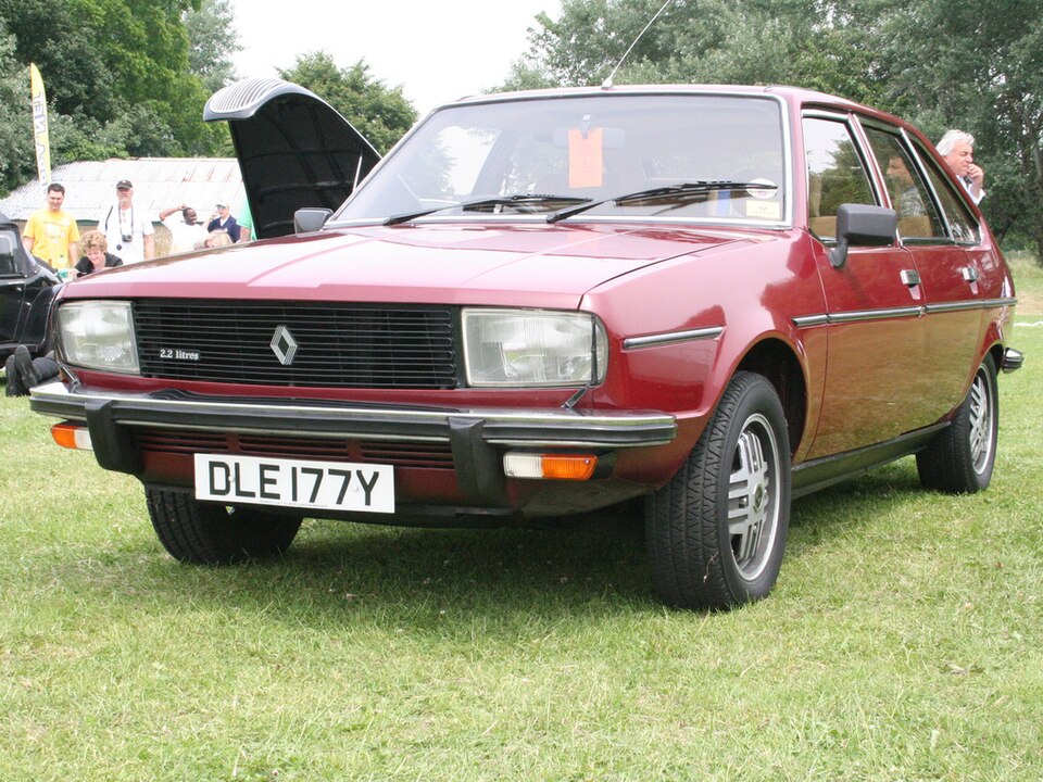 RENAULT 30 car — UK survivor photo