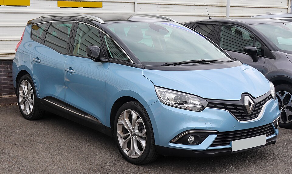 RENAULT GRAND SCENIC car — UK survivor photo