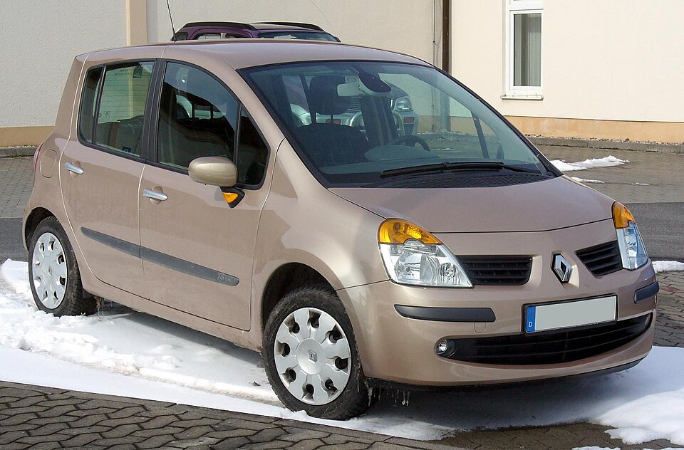 RENAULT MODUS car — UK survivor photo