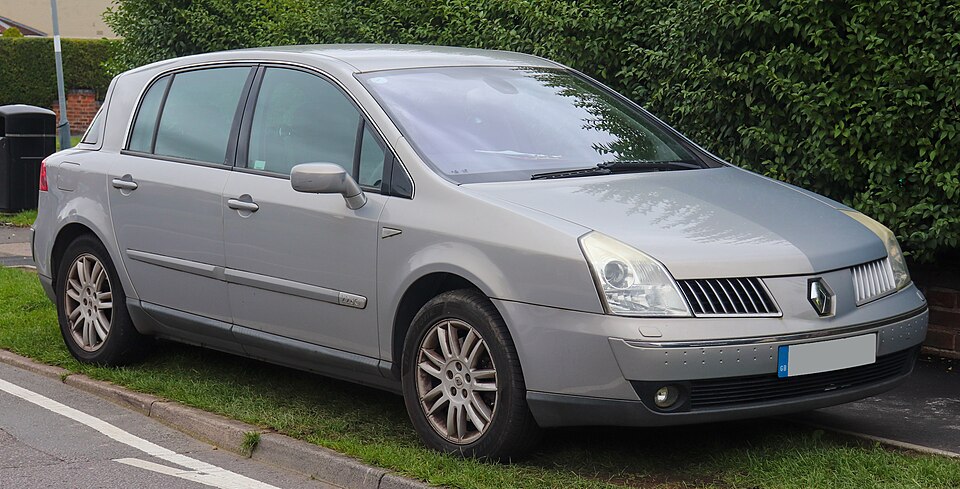 RENAULT VEL SATIS car — UK survivor photo
