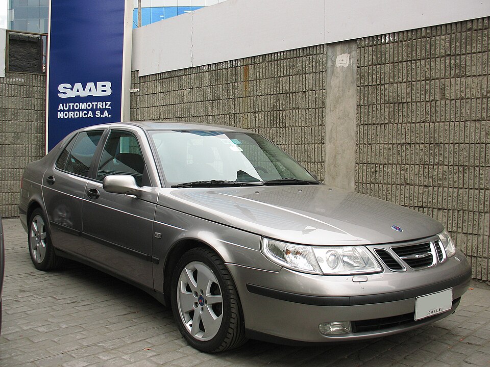 SAAB 9-5 car — UK survivor photo