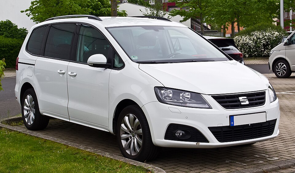 SEAT ALHAMBRA car — UK survivor photo