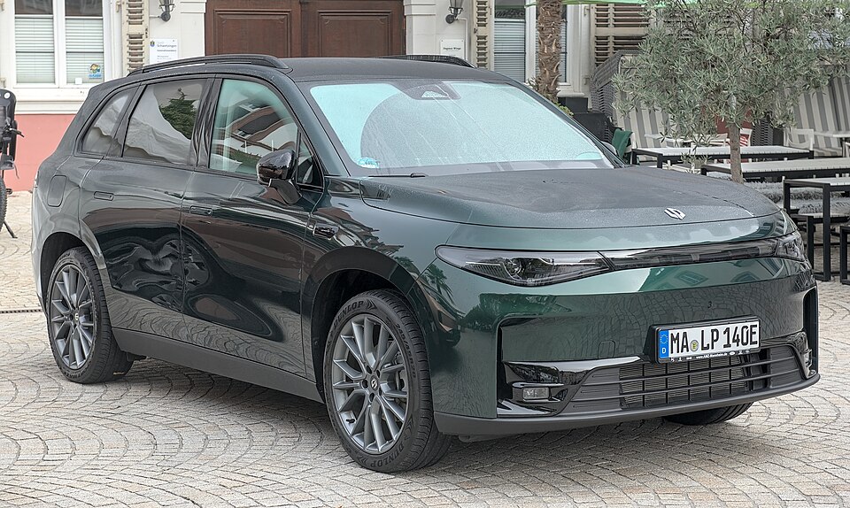 LEAPMOTOR C10 car — UK survivor photo