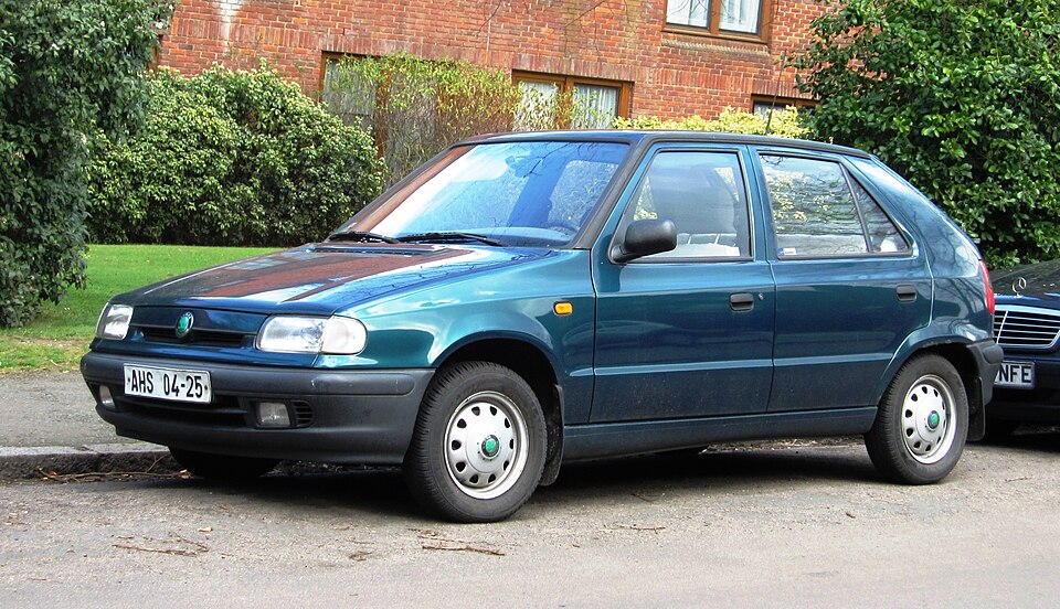 SKODA FELICIA car — UK survivor photo