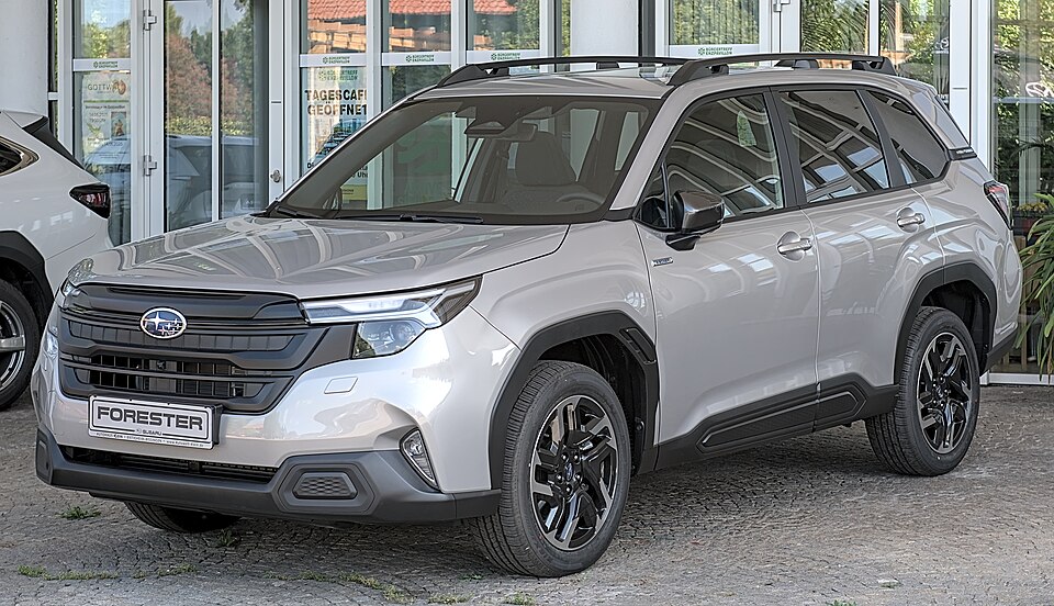 SUBARU FORESTER car — UK survivor photo