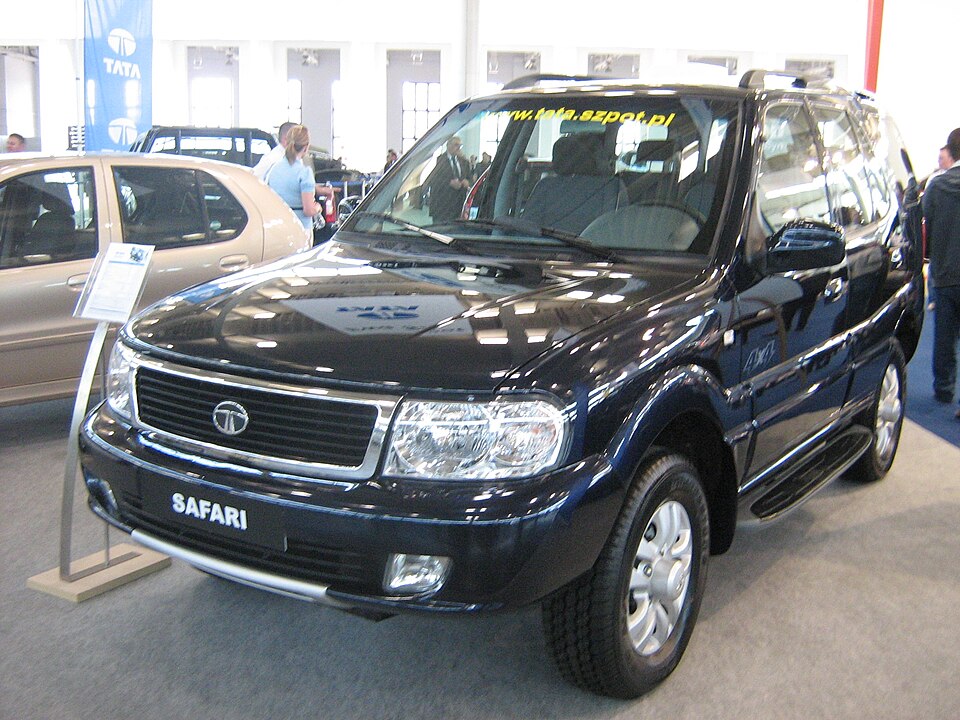 TATA SAFARI car — UK survivor photo