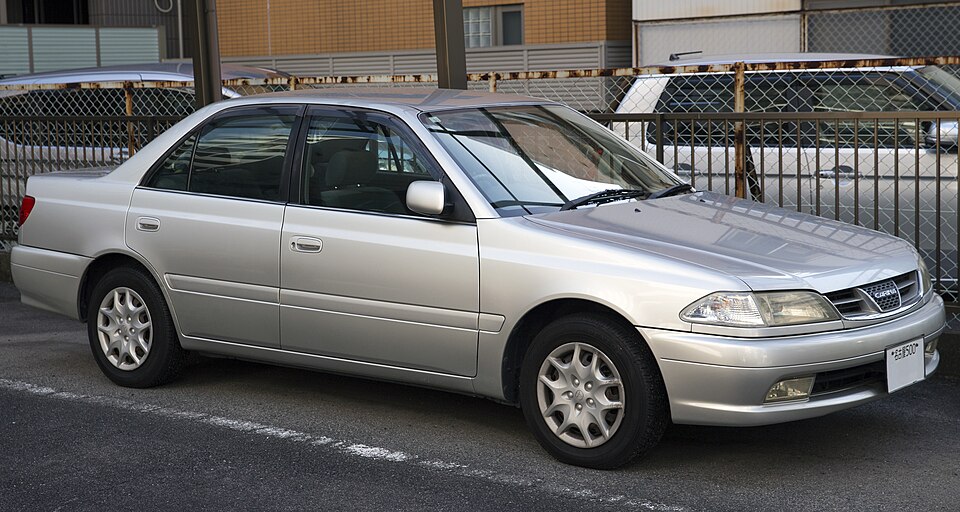 TOYOTA CARINA car — UK survivor photo