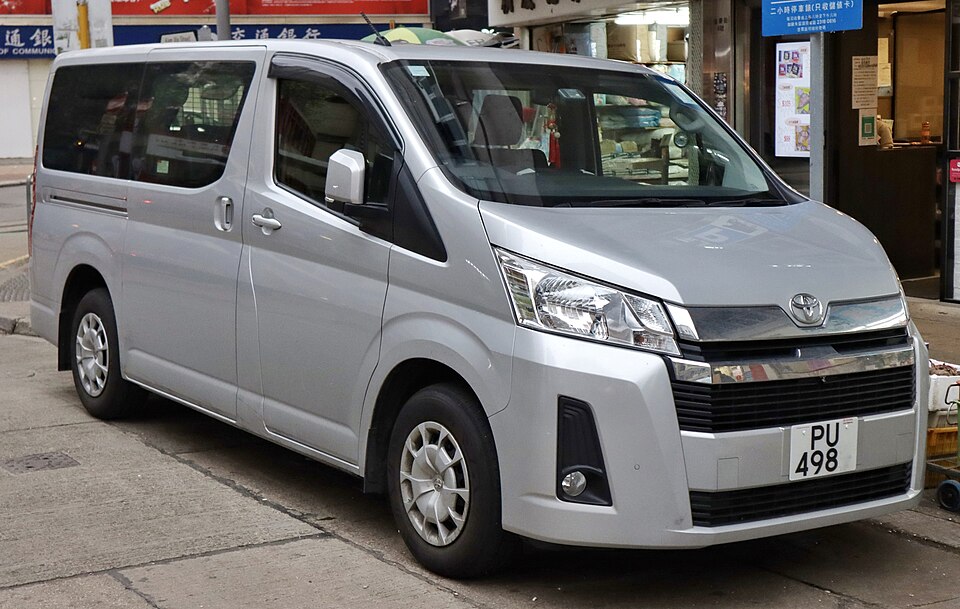 TOYOTA HIACE car — UK survivor photo