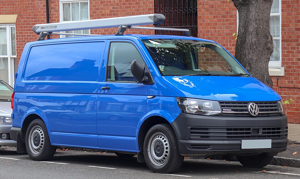 VOLKSWAGEN TRANSPORTER car — UK survivor photo