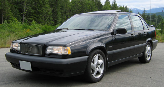 VOLVO 850 car — UK survivor photo