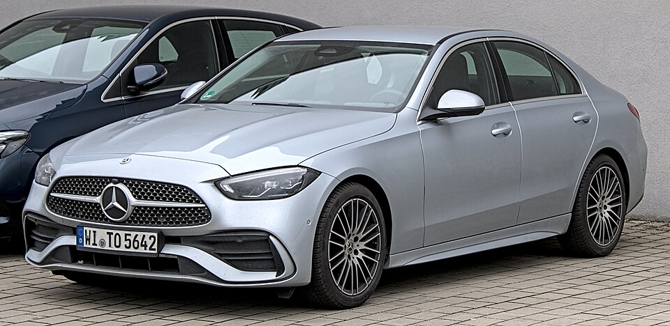 MERCEDES C CLASS car — UK survivor photo
