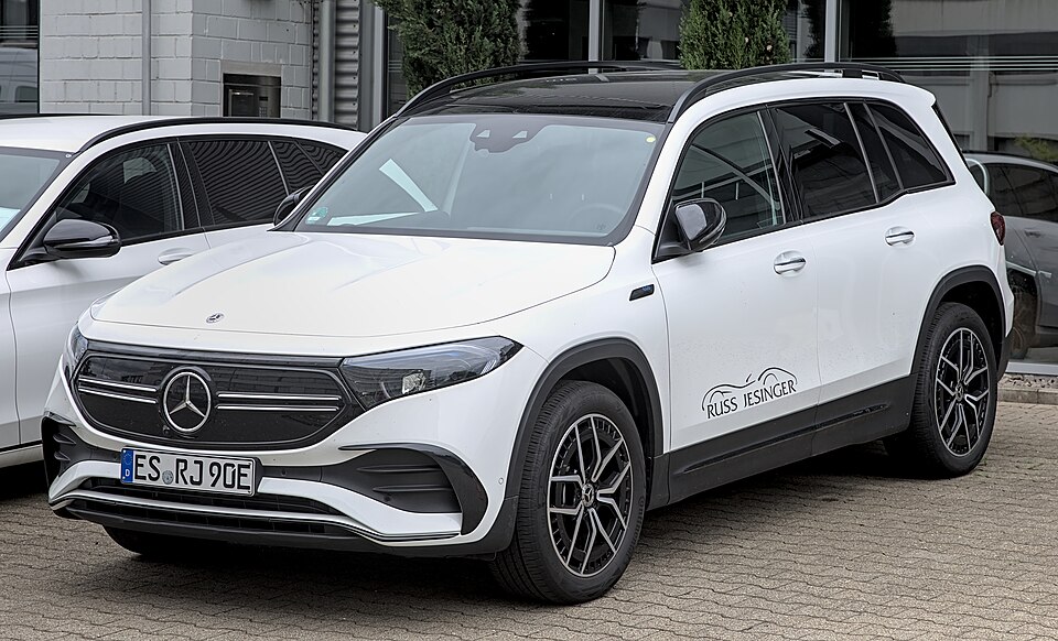 MERCEDES EQB CLASS car — UK survivor photo