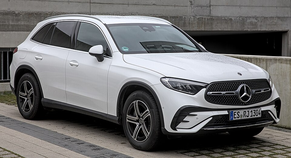 MERCEDES-BENZ GLC car — UK survivor photo