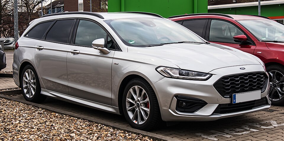 FORD MONDEO car — UK survivor photo