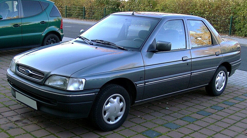 FORD ORION car — UK survivor photo