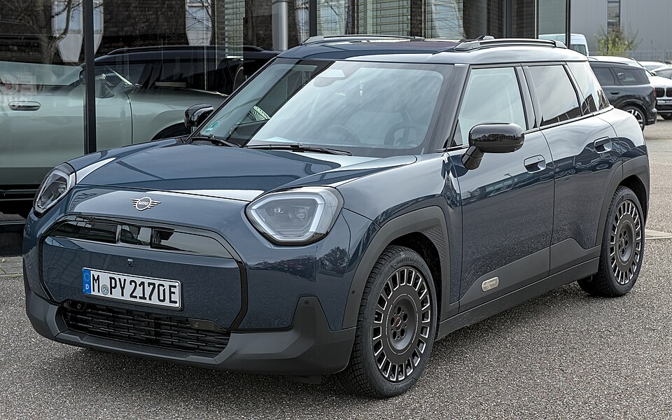 MINI ACEMAN CLASSIC ELECTRIC car — UK survivor photo
