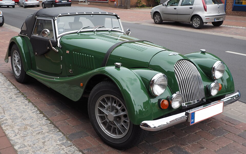 MORGAN PLUS 8 car — UK survivor photo